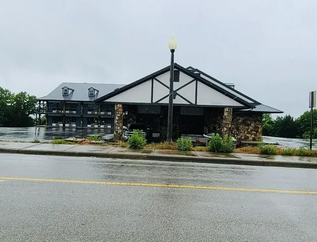 Days Inn by Wyndham Branson Ozarks hotel detail image 1