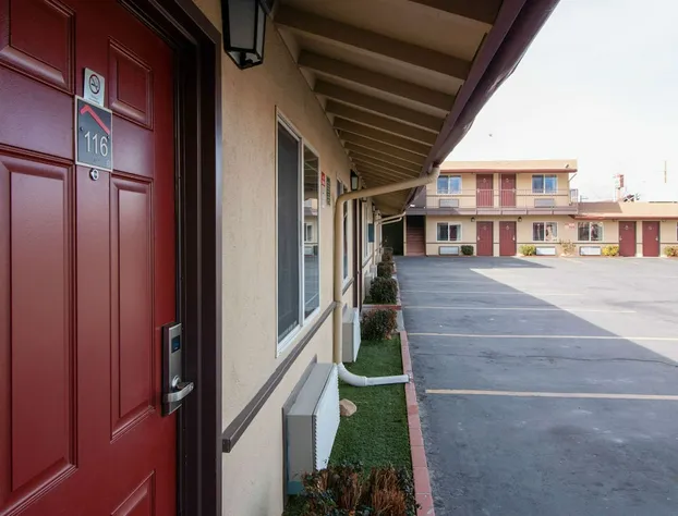 Quality Inn Bishop near Mammoth hotel detail image 4