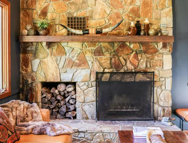 Outland Chalet & Suites Great Smoky Mountains hotel detail image 3