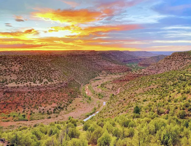 Teepee Lodge with Equus & Firearms/ranch hotel detail image 4