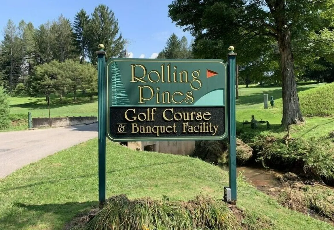 Rolling Pines Golf & Banquet Facility hotel hero