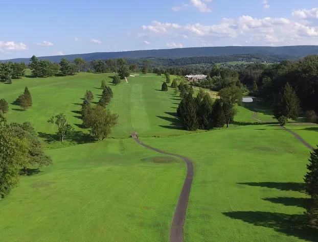 Rolling Pines Golf & Banquet Facility hotel detail image 2