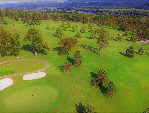 Rolling Pines Golf & Banquet Facility hotel detail image 3