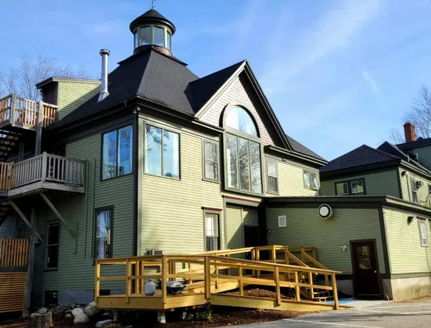 The Elizabeth Inn and Restaurant hotel detail image 1