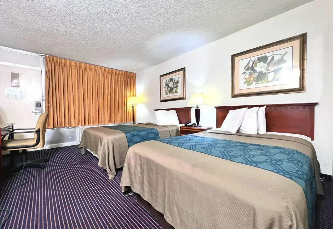 Heritage Inn and Suites hotel hero