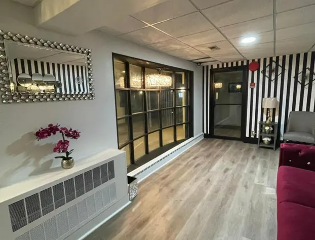 Red Lotus Inn hotel detail image 1