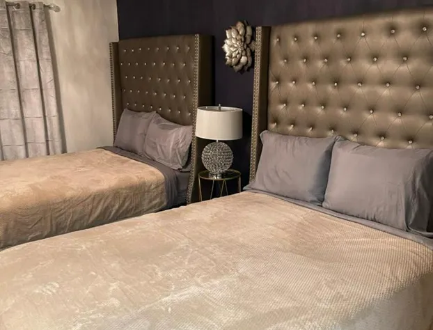 Red Lotus Inn hotel detail image 2