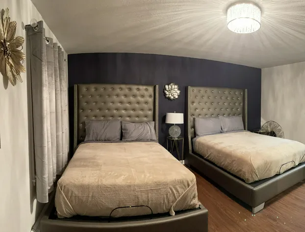 Red Lotus Inn hotel detail image 4