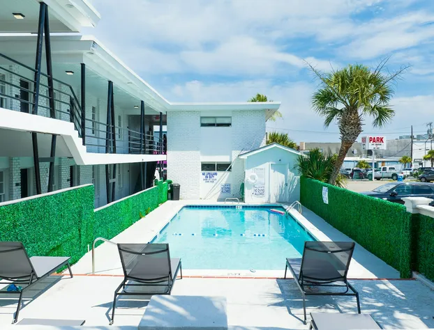 300 Tenth hotel detail image 2