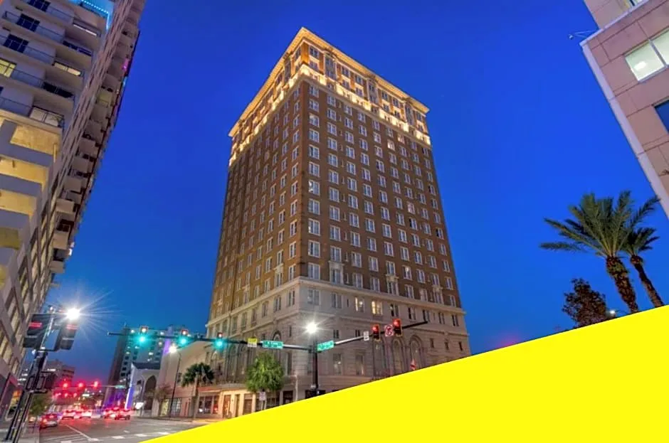 Bposhtels Tampa hotel hero