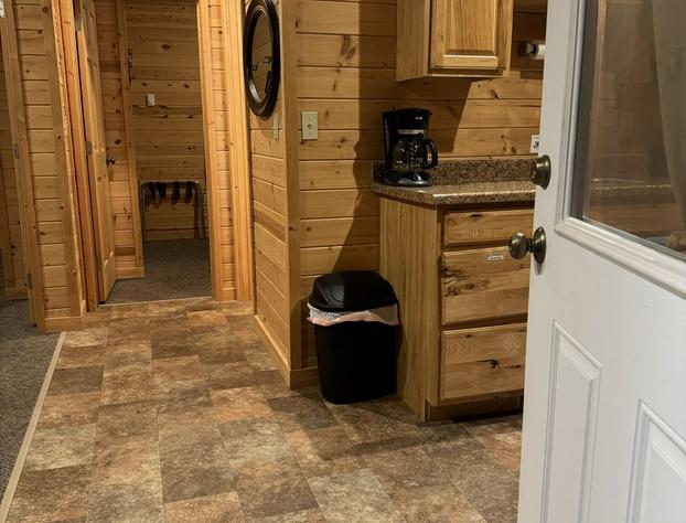 Backwoods Cabins at Susitna River Lodge hotel detail image 2