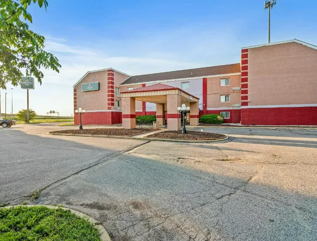 Coratel Suites hotel detail image 2