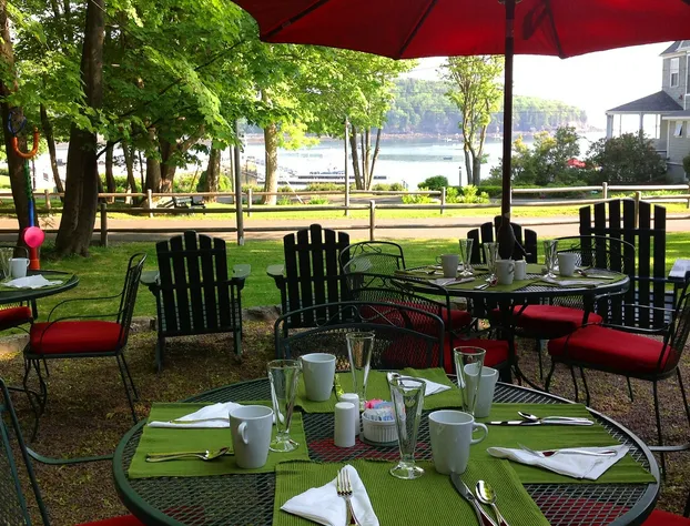 Bass Cottage & Ullikana hotel detail image 3