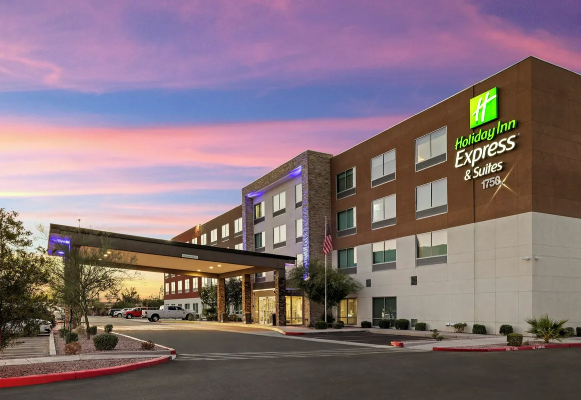 Holiday Inn Express & Suites Phoenix West Tolleson by IHG hotel hero