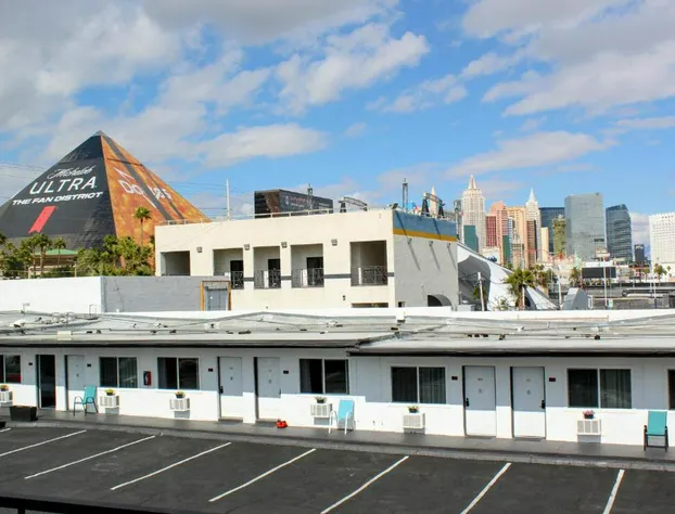 Nirvana Hotel hotel detail image 4