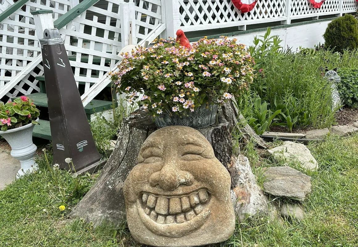 Seymour Lake Lodge hotel hero