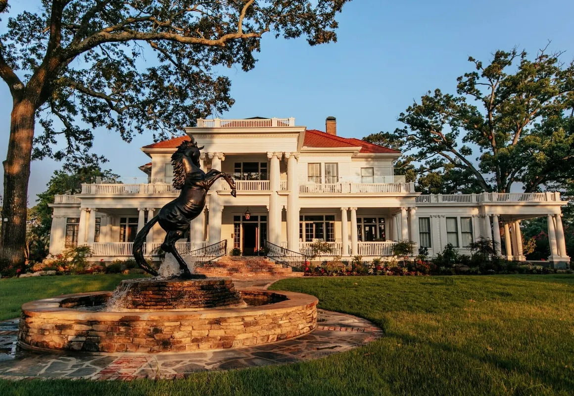 The Reserve at Hot Springs hotel hero