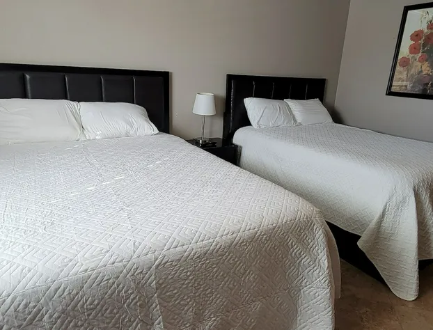 Five Star Inn hotel detail image 1