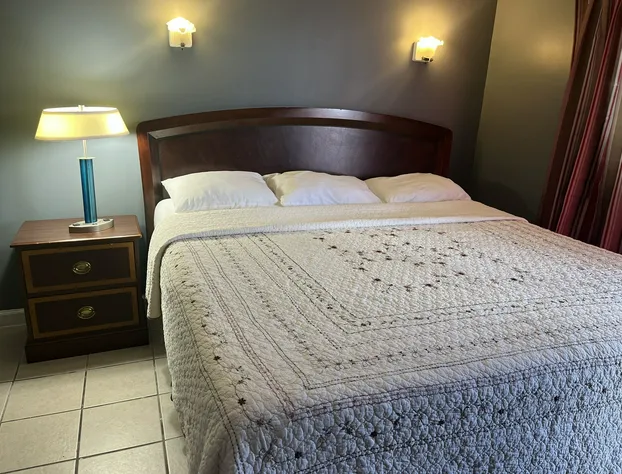 Golden Luck Motel hotel detail image 4