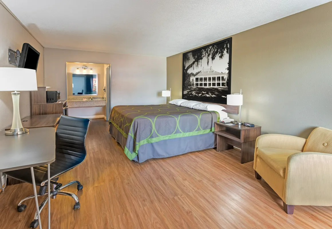 Super Place Inn hotel hero