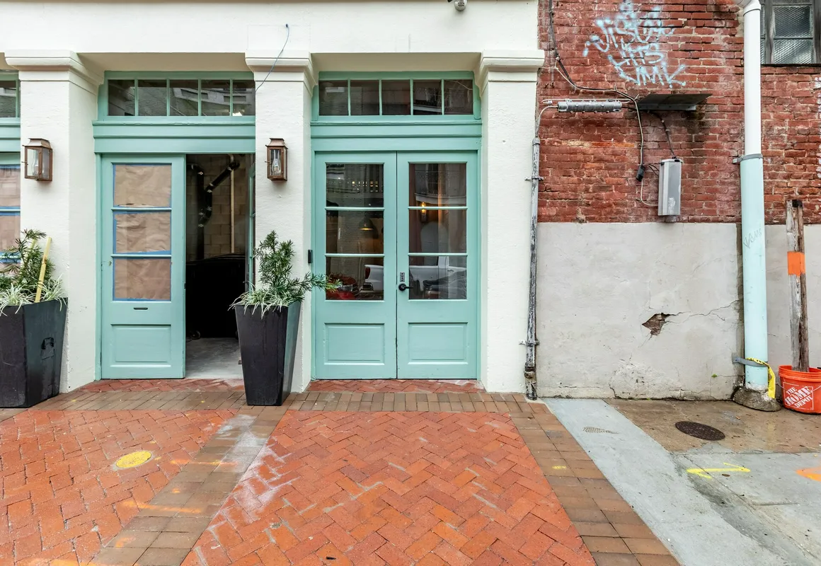 Mint House New Orleans Riverside hotel hero