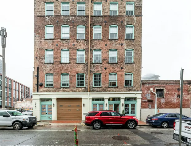 Mint House New Orleans Riverside hotel detail image 1