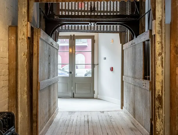 Mint House New Orleans Riverside hotel detail image 3