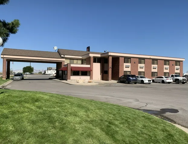 Days Inn by Wyndham Lake Point hotel detail image 3