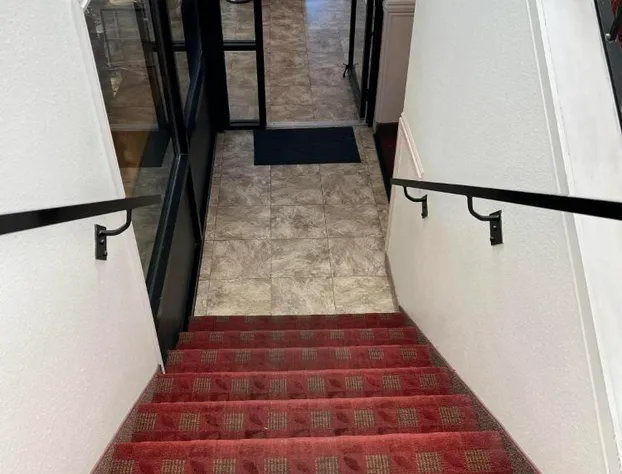 Days Inn by Wyndham Lake Point hotel detail image 1