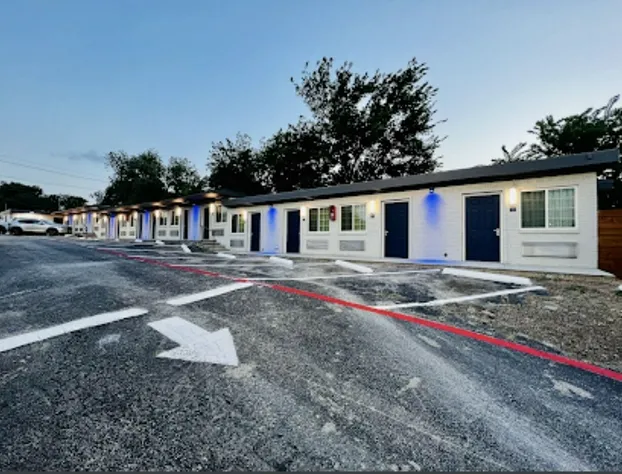 Bishop Arts Suites hotel detail image 1