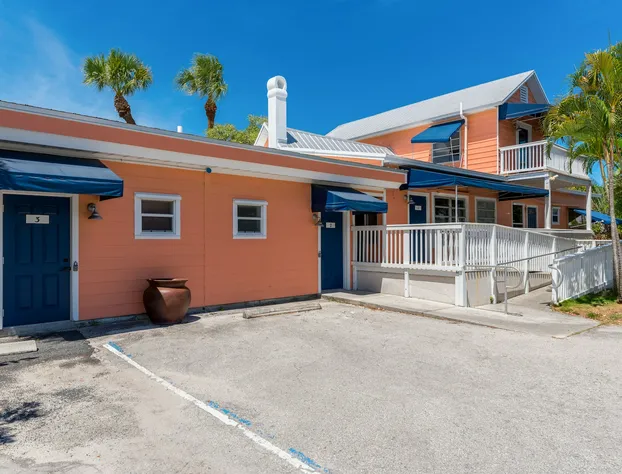 The Breezy Inn hotel detail image 3