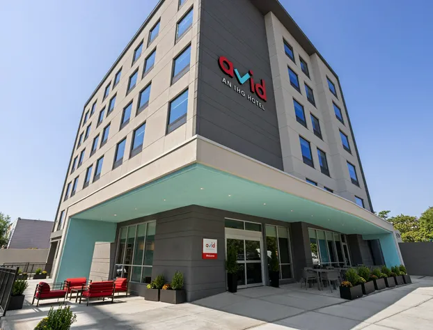 avid hotel Brooklyn Dyker Heights by IHG hotel detail image 2