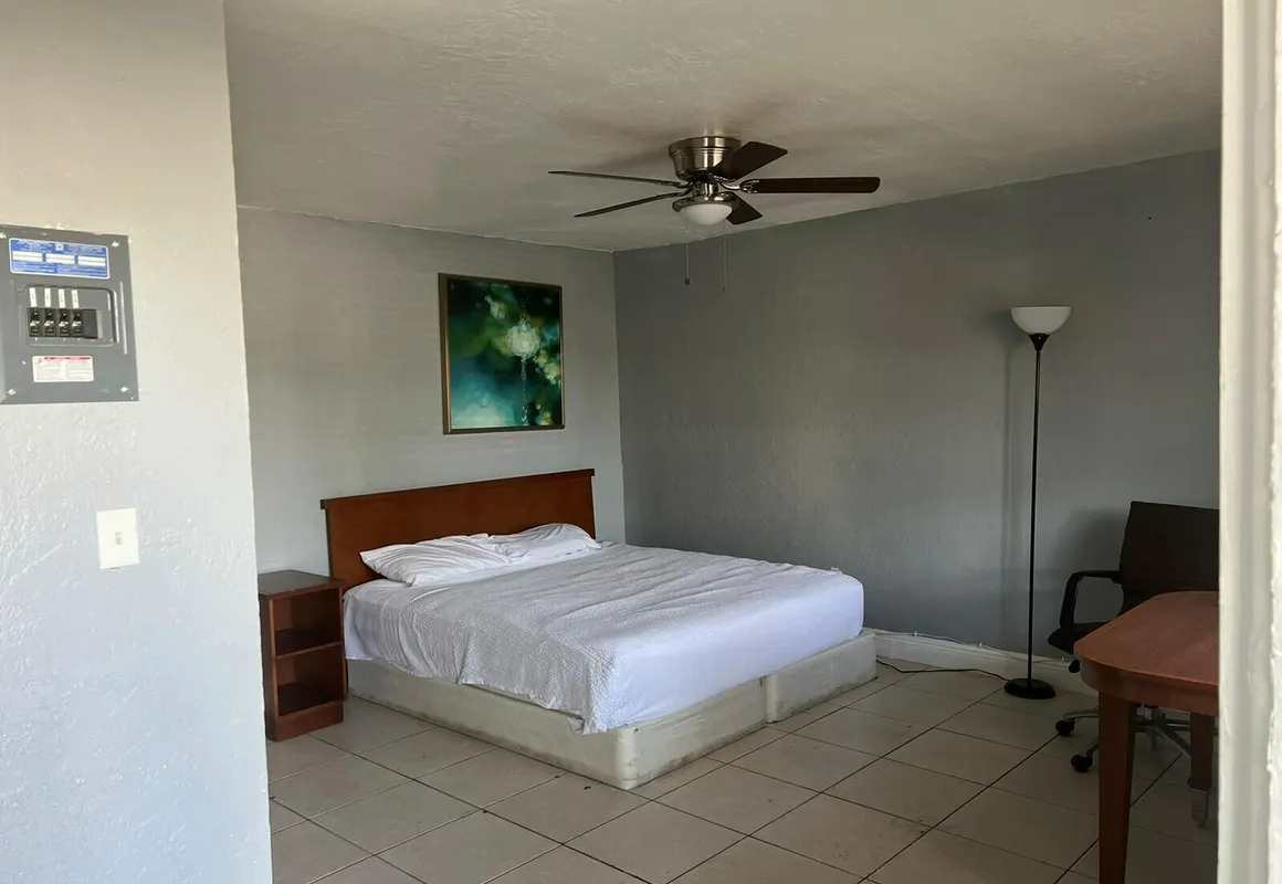 Great Escape Daytona Beach hotel hero