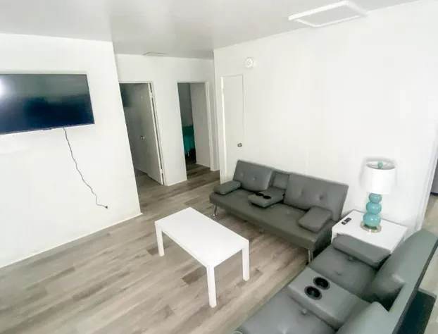 Uptown Suites hotel detail image 2