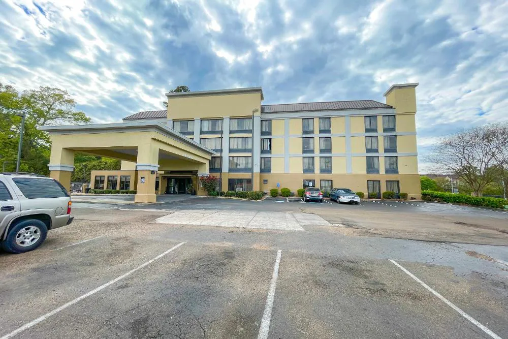 OYO Townhouse Jackson/Ridgeland hotel hero