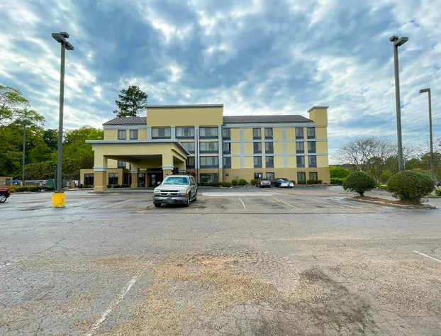 OYO Townhouse Jackson/Ridgeland hotel detail image 4