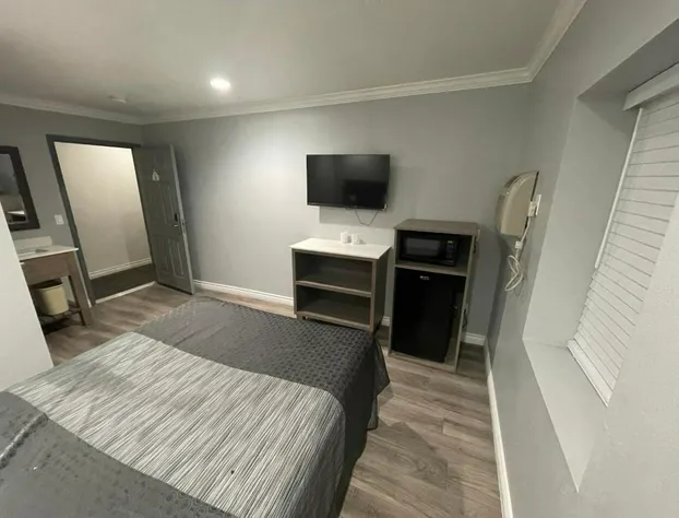 El Patio Hotel hotel detail image 3