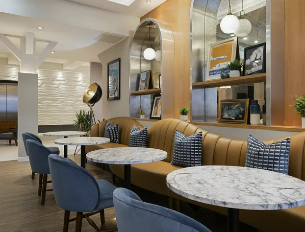 voco Fiorello - LaGuardia Airport by IHG hotel detail image 2