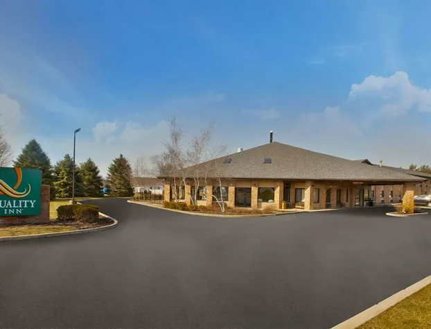 Quality Inn Marshall near I-69 hotel detail image 1