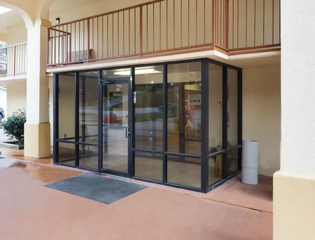 Days Inn & Suites by Wyndham Brewton hotel detail image 2