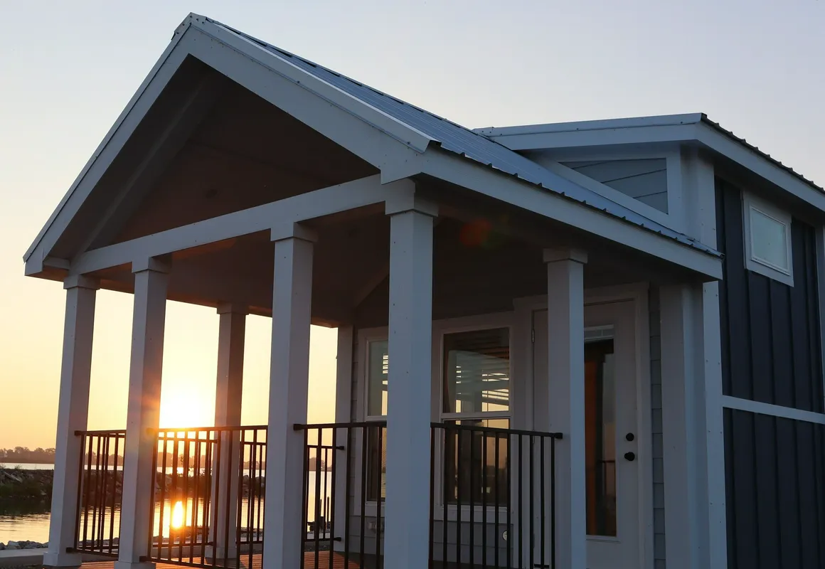 Bayfront Resort at Cross View Site #28 hotel hero