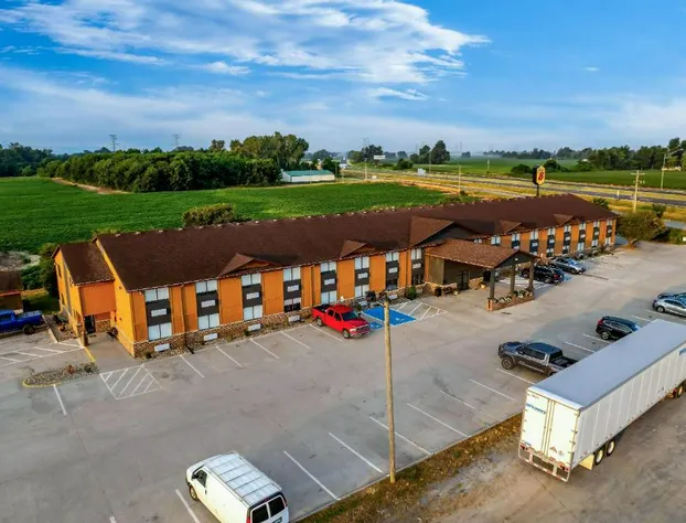 Super 8 by Wyndham Marston hotel detail image 4