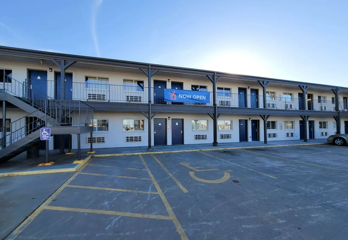 Motel 6 Wichita, KS – South I-35 hotel hero