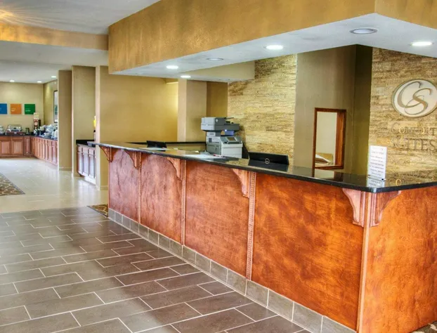 Comfort Suites Plymouth Near Us-30 hotel detail image 3