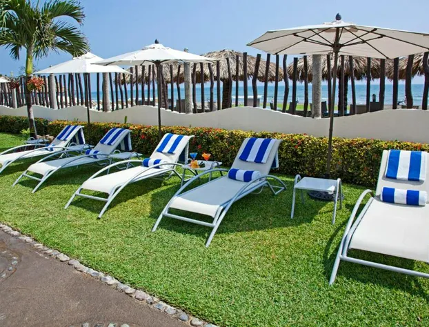 Artisan Playa Esmeralda Family Beach Hotel hotel detail image 1