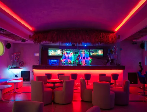 Artisan Playa Esmeralda Family Beach Hotel hotel detail image 4