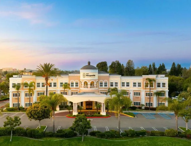 Hotel Marguerite Anaheim/Garden Grove, Trademark Collection by Wyndham hotel detail image 1