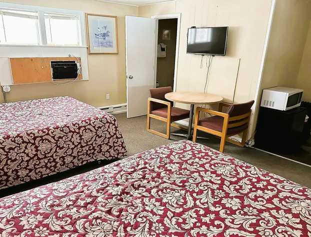 Love Hotels Timberline By OYO Lake Superior hotel detail image 4