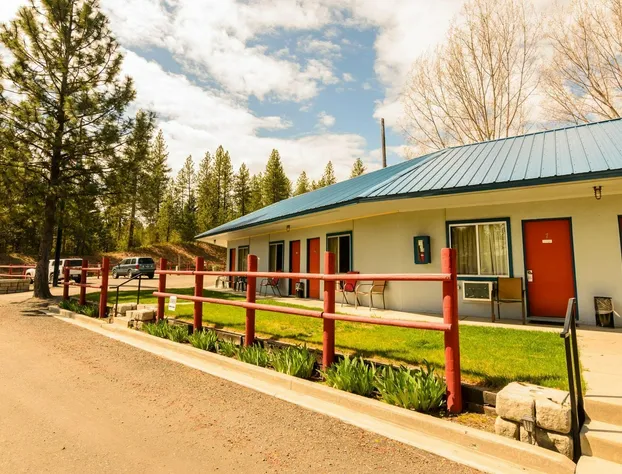 Columbia Point Resort hotel detail image 4