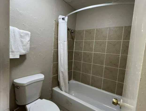 Great Western Inn & Suites hotel detail image 4